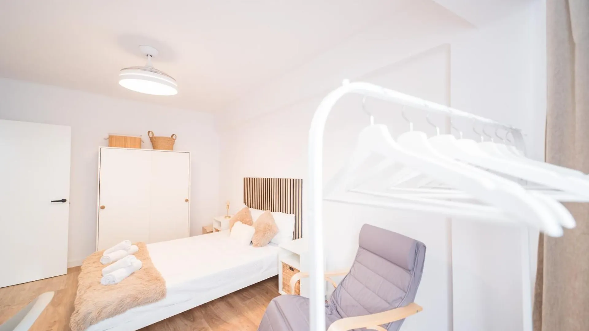 Expoholidays - Segunda Linea De Playa Almeria 0*,